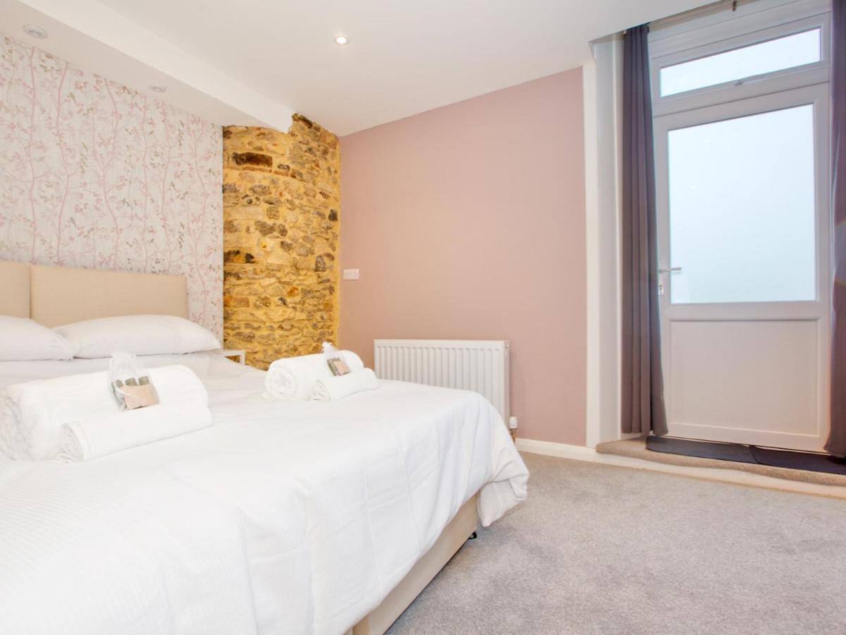 Pass The Keys Lovely 2-Bed Apartment Colyton Near Jurassic Coast Bagian luar foto