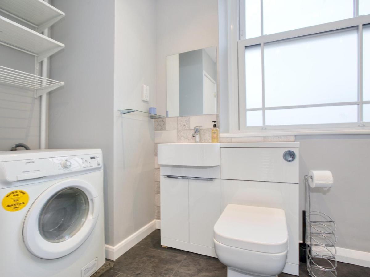Pass The Keys Lovely 2-Bed Apartment Colyton Near Jurassic Coast Bagian luar foto